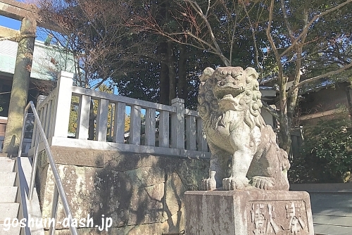 稲前神社(岡崎市)の狛犬