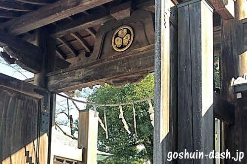 尾陽神社神門