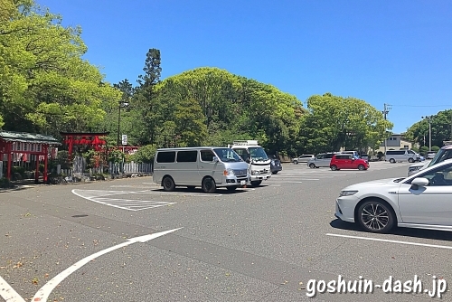 成海神社の駐車場