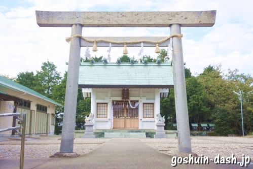 岩崎神明社(愛知県日進市)鳥居と拝殿