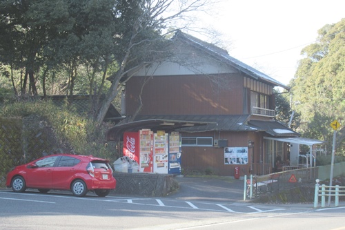 定光寺公園(愛知県瀬戸市)第3駐車場と自動販売機