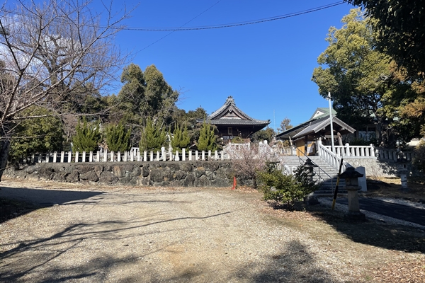 莇生神社(愛知県みよし市)駐車スペース01