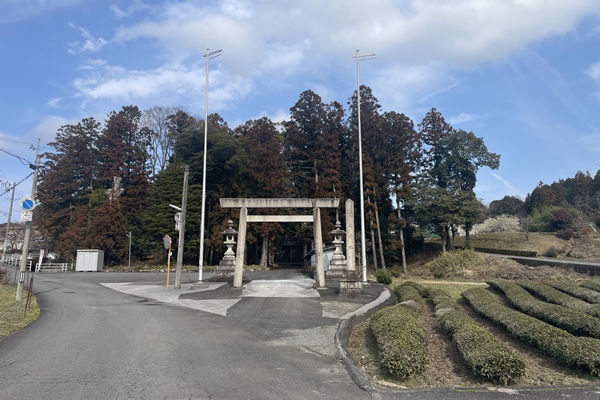 饗庭神社(三重県いなべ市)鳥居01